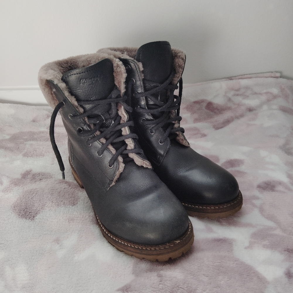 Kampgen Fur-Lined Black Lace-Up Boots